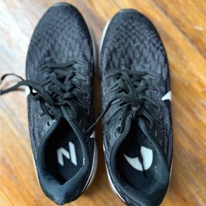 Nike zoom running shoes women’s 8.5